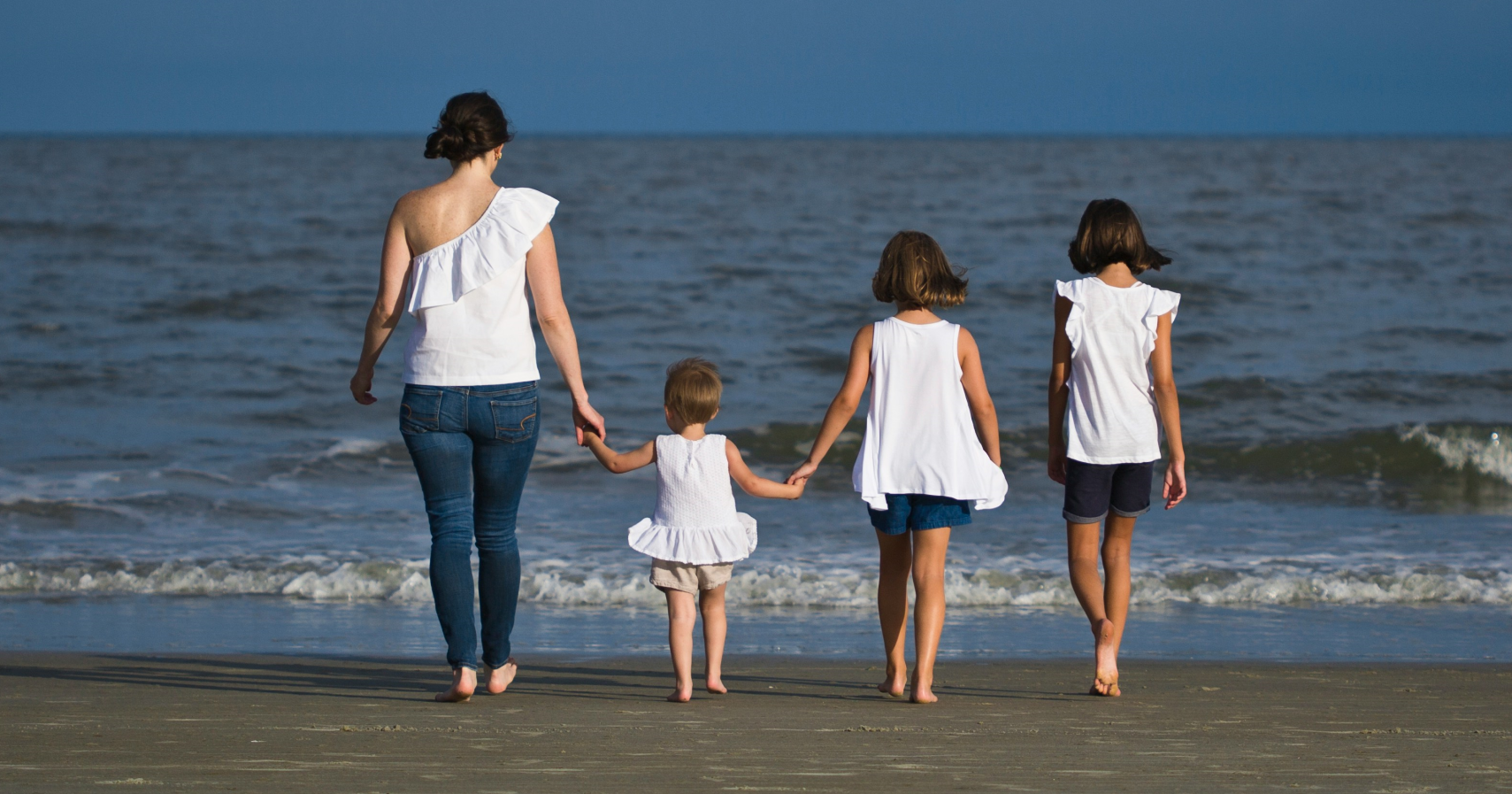 Family outing banner
