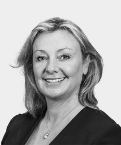 Sara Lewis KC 2 e1782142393814