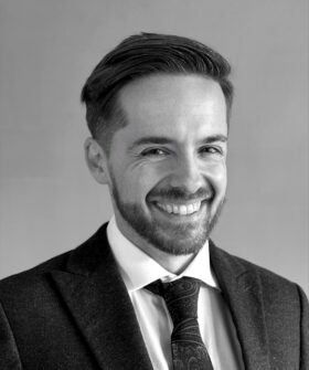 Simon Haywood Oct 25 1 1 280x335 1